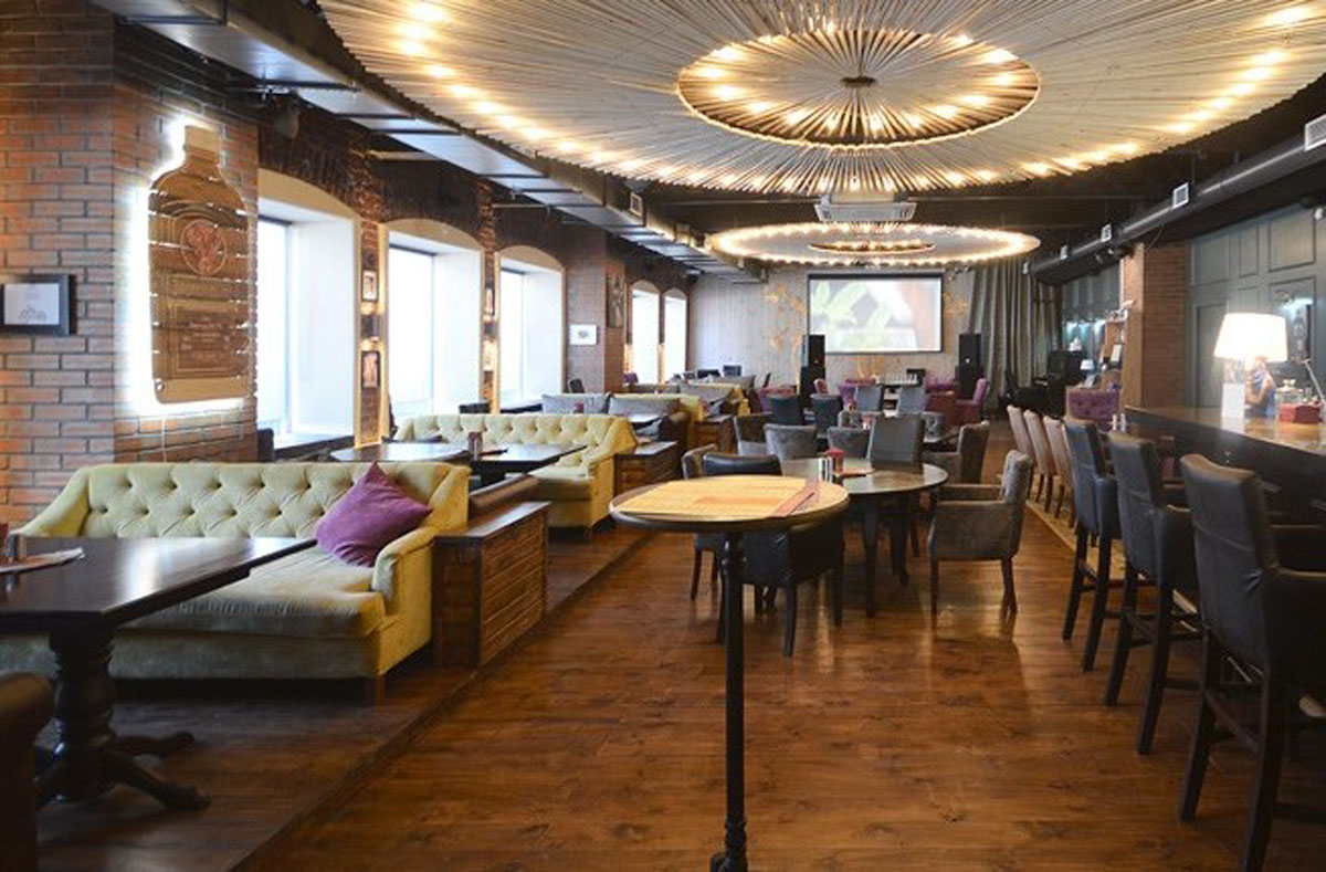 Основной зал