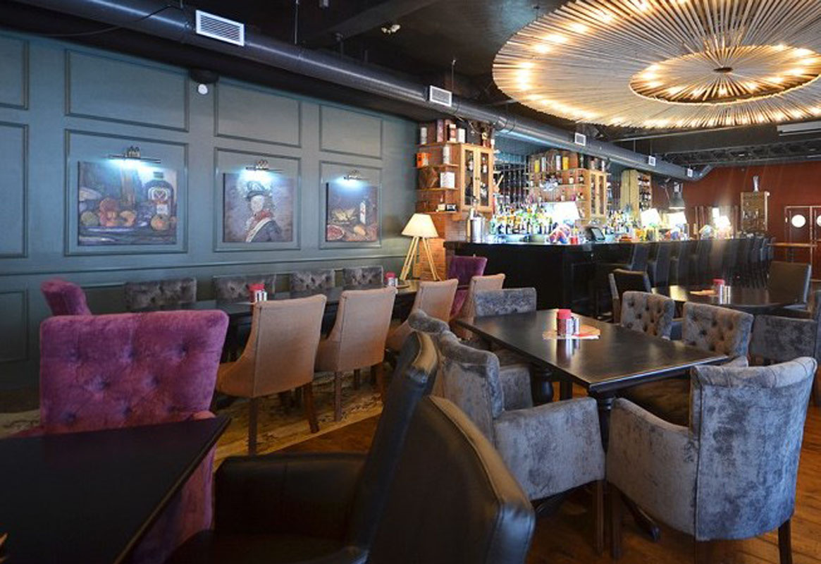 Основной зал — Friendly