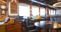 Основной зал — интерьер зала