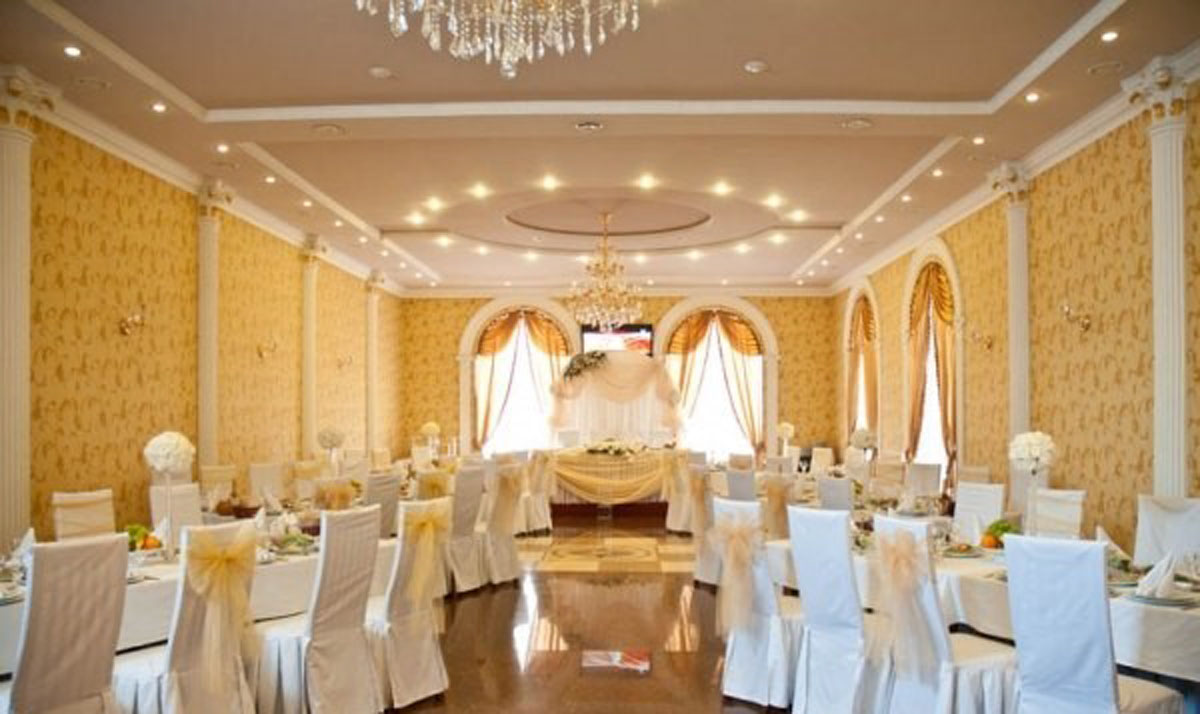 Зал «Золотой» — банкетный зал Ресторан Цезарь Royal palace, фото
