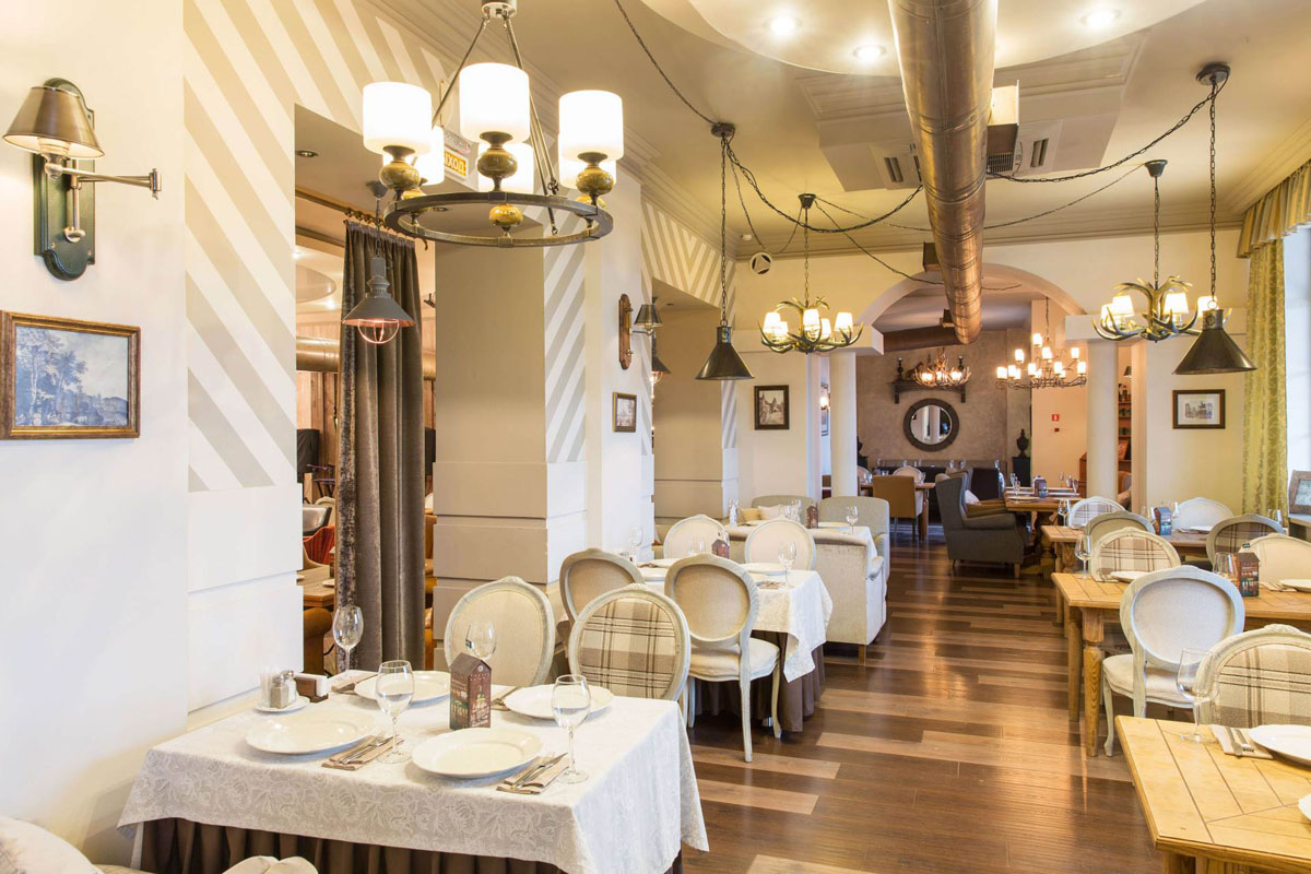 Зал на 120 человек — Фрау Мюллер