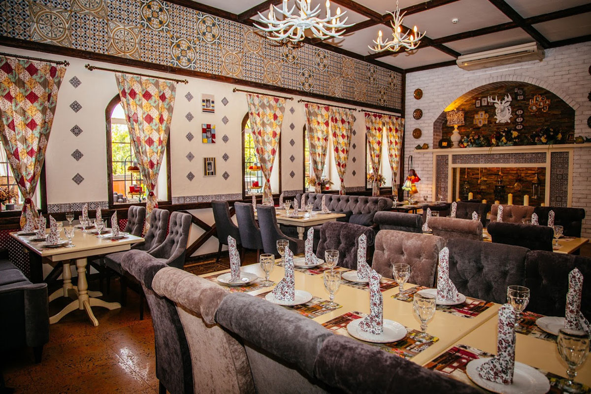 Основной зал — Ресторан Шале