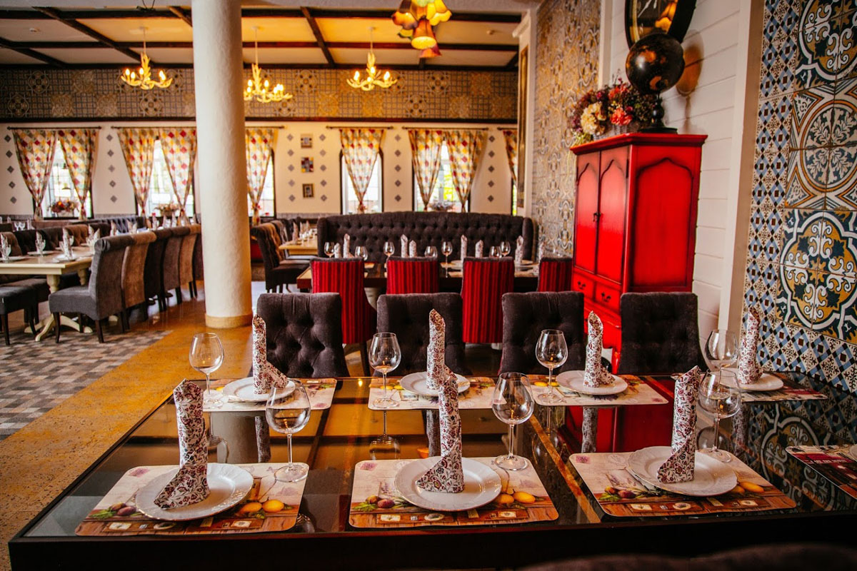Основной зал — Ресторан Шале