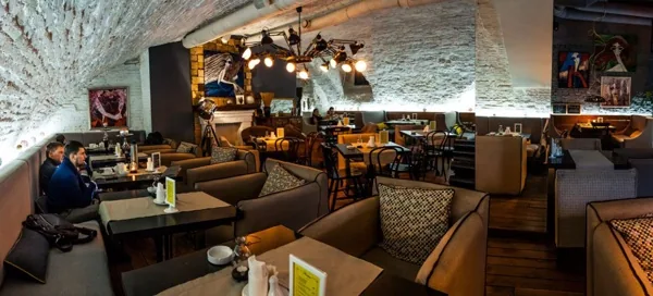 Основной зал