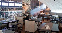 Основной зал — интерьер зала