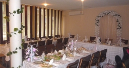 Зал на 80 человек