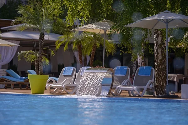 Pool Cafe St.Tropez, Основной зал — фото