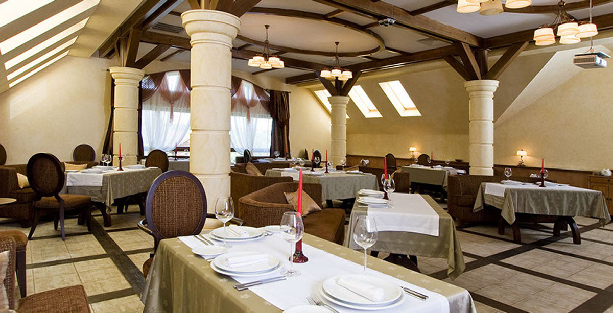 Банкетный зал — Высокий берег