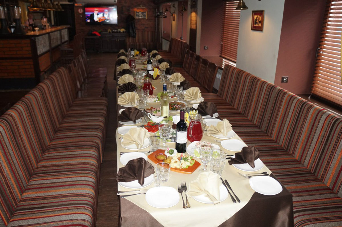 Основной зал — Кабачок на Садовой