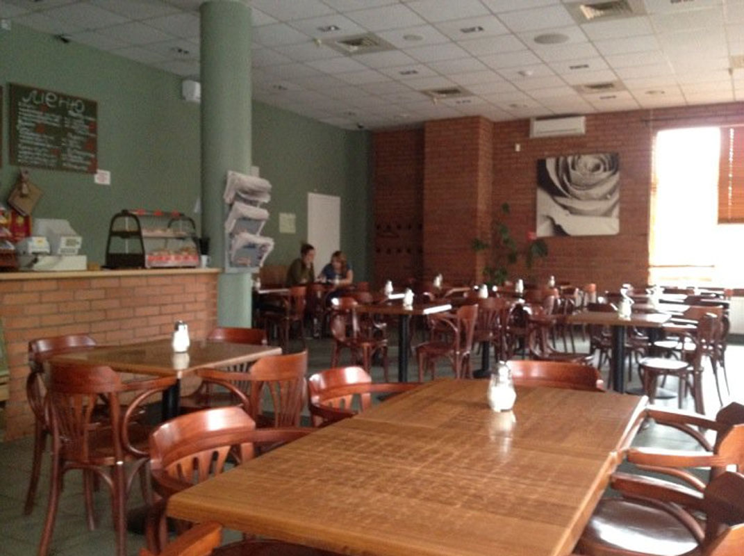 Основной зал — Центральная кофейня на Троицком проспекте