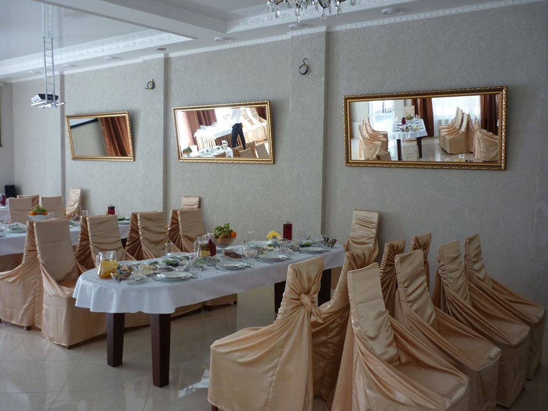 Зал на 90 человек