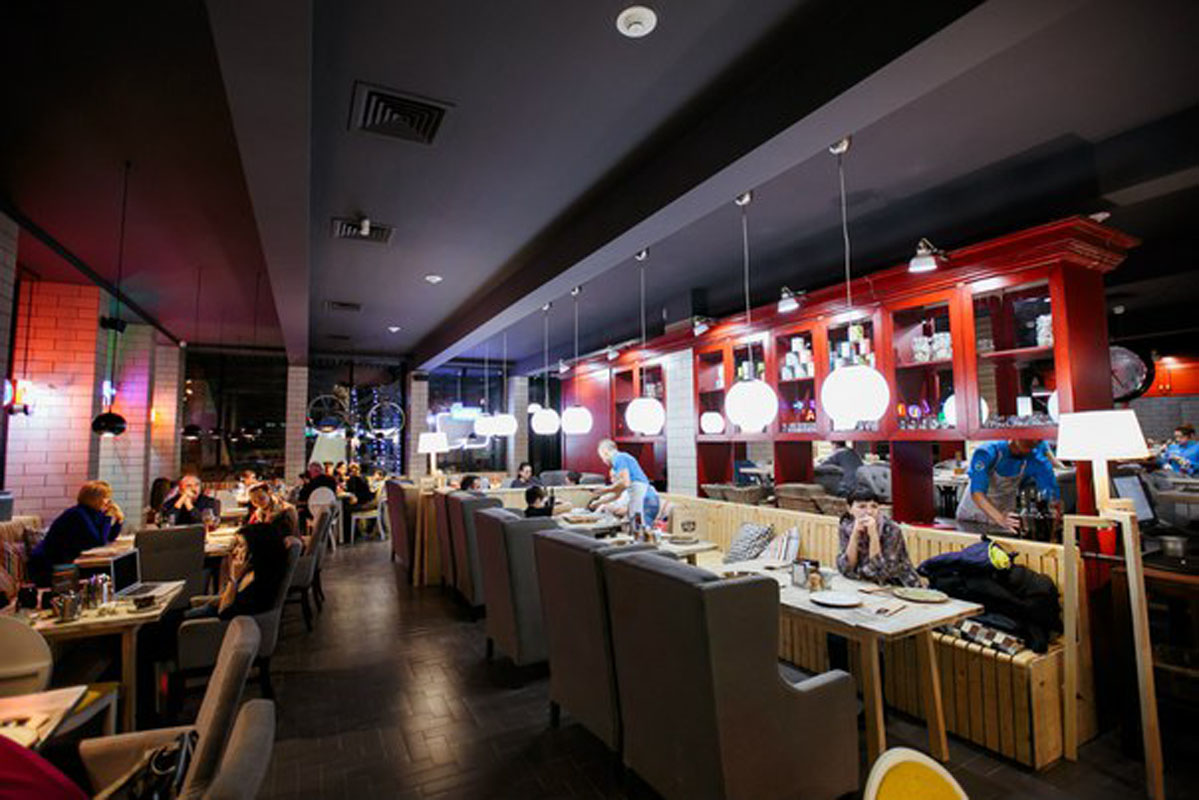 Основной зал