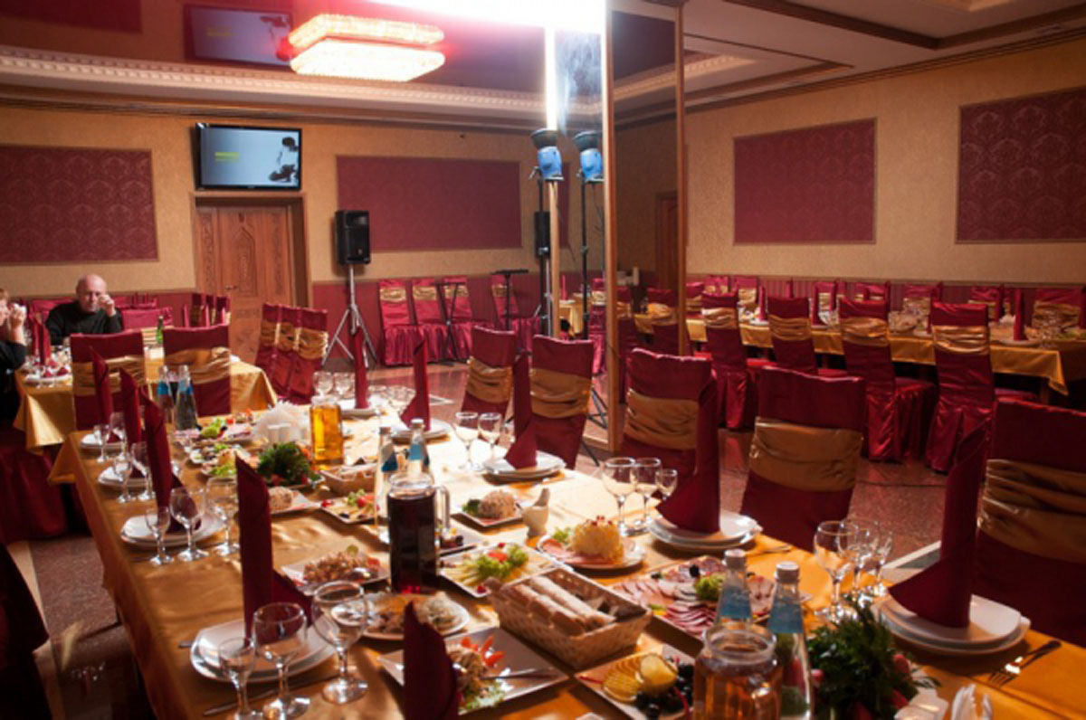 Зал на 90 человек — Майами