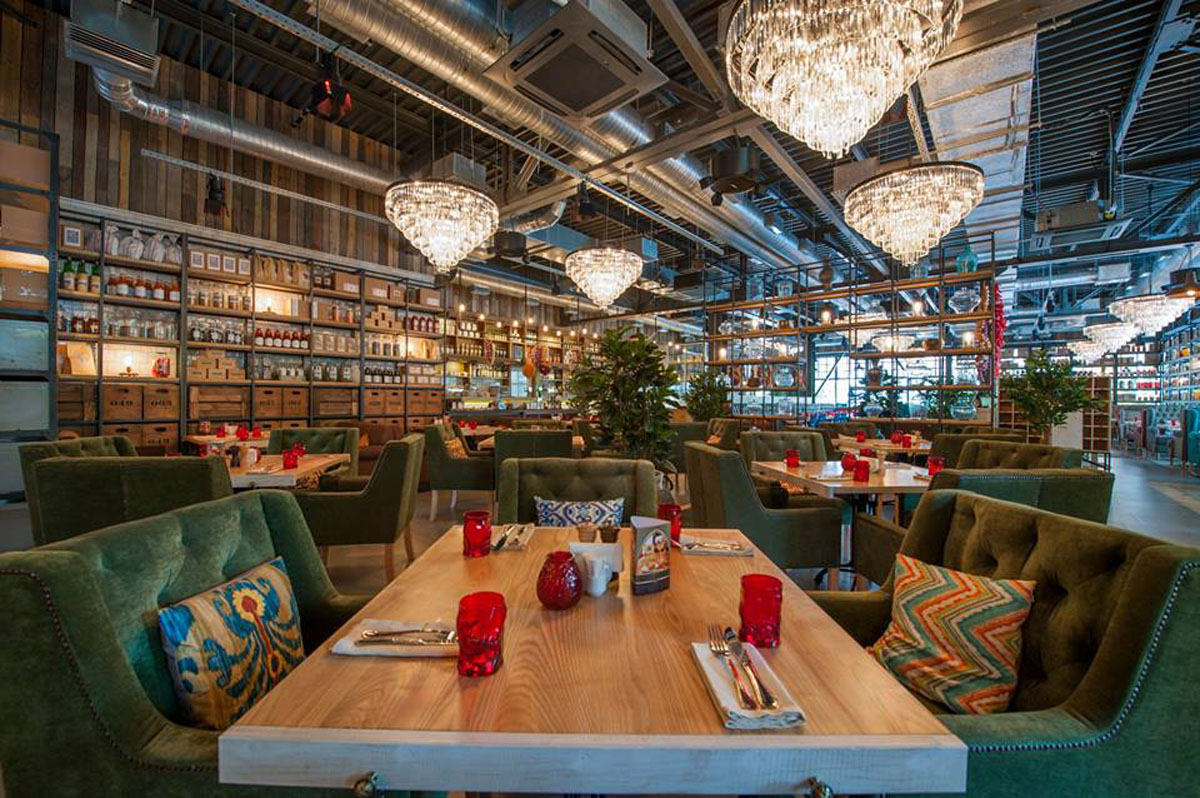 Зал на 150 человек — Ялла