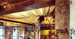 Основной зал