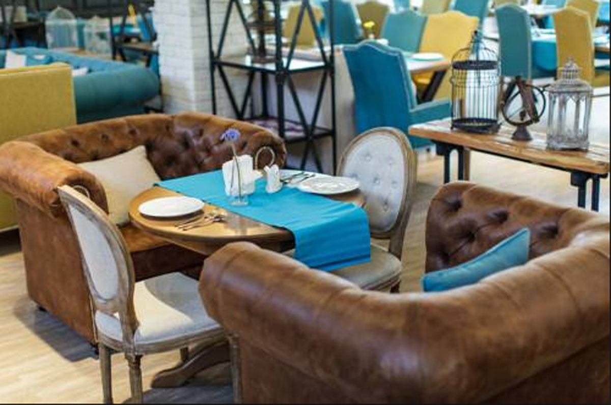 Зал на 100 человек