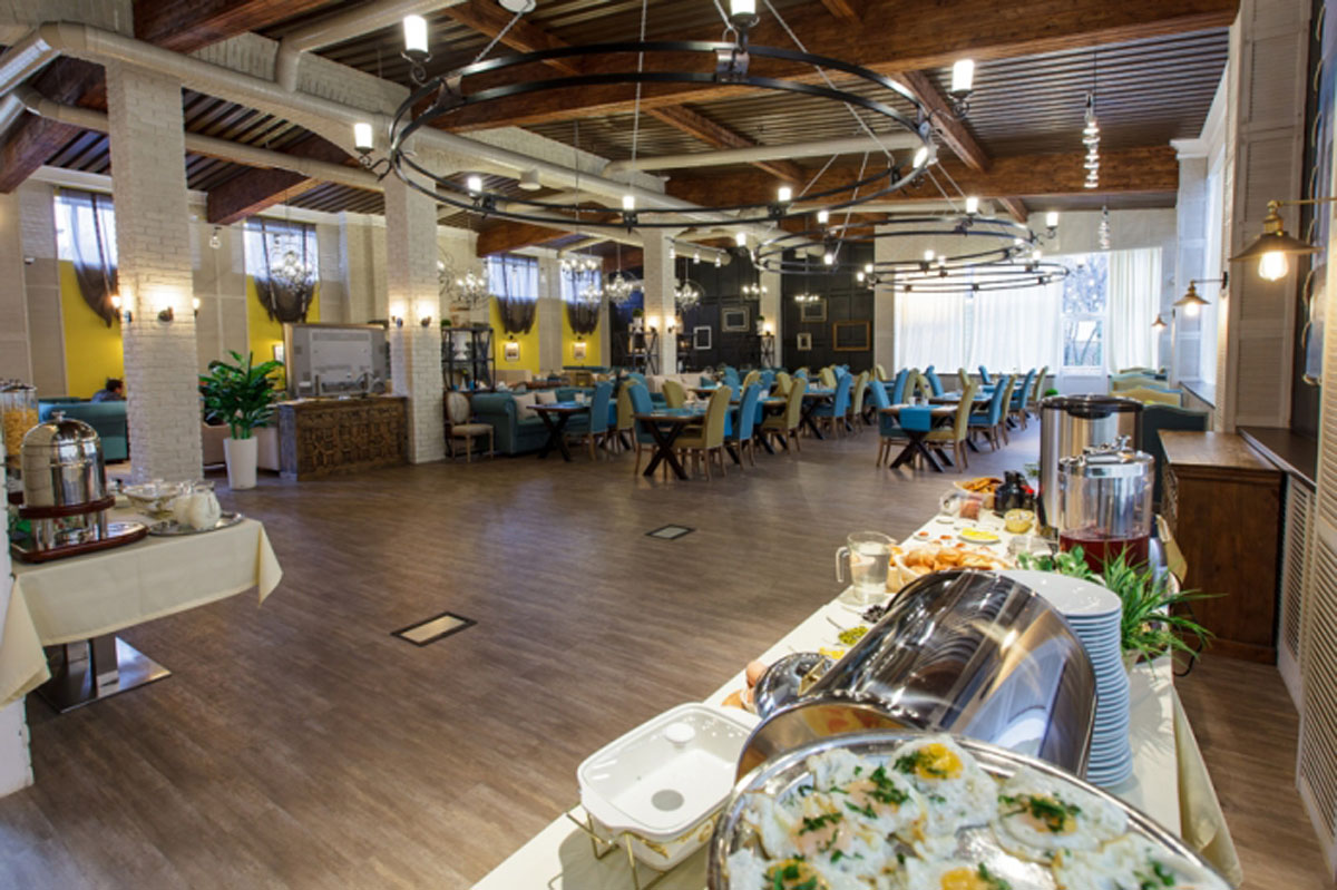 Зал на 100 человек — Надежда