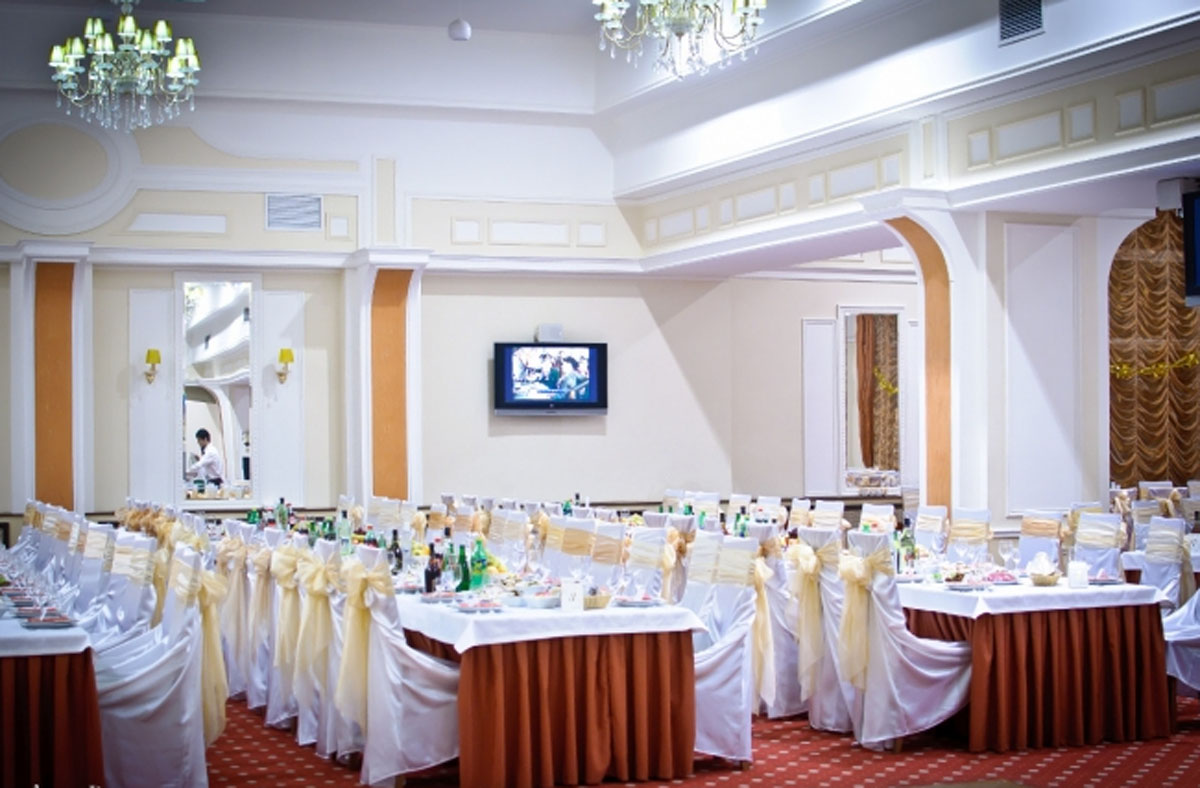 Зал на 300 человек — Надежда