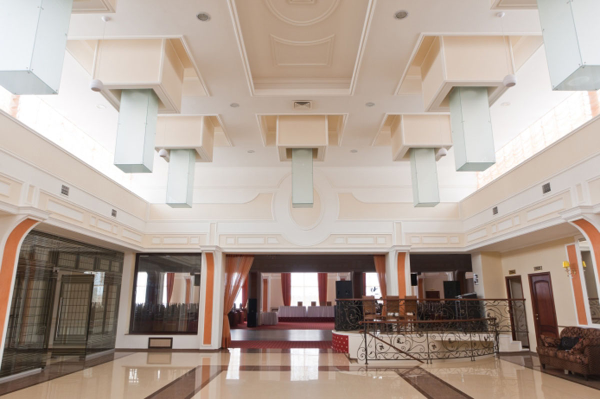 Зал на 300 человек — Надежда