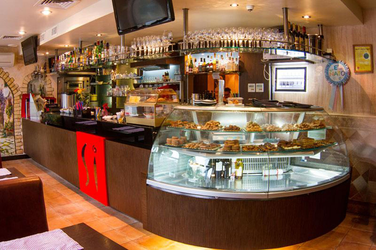 Основной зал