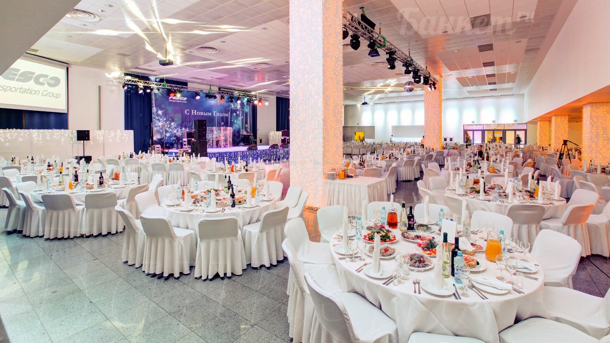 Банкетный зал Амбер Плаза — Банкетный зал, фото банкетного зала