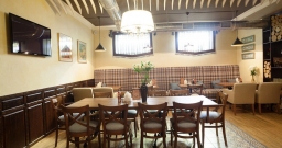 Основной зал