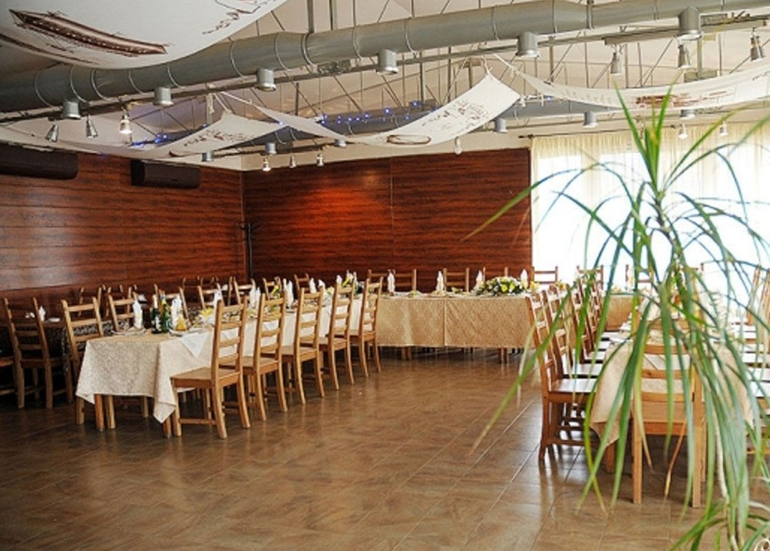 Основной зал — Дирижабль