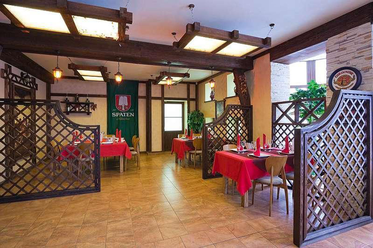 Основной зал — Ресторан Фрау Марта
