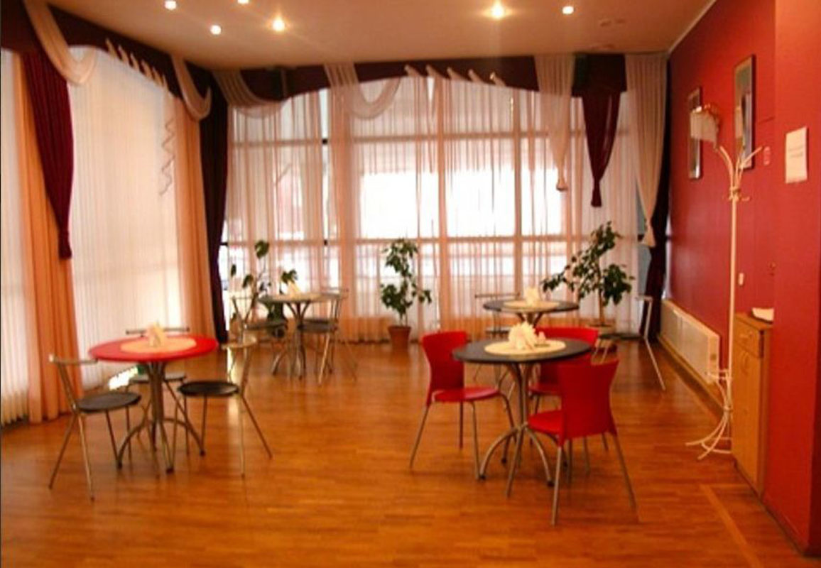 Основной зал — Белый рояль