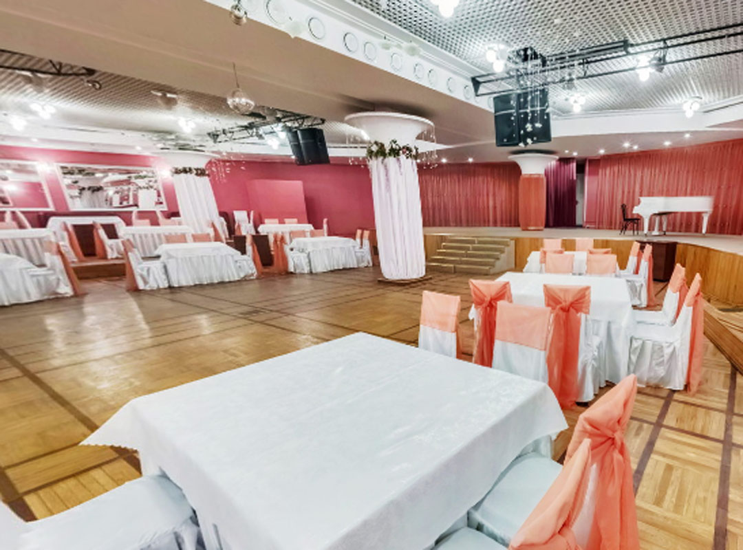 Основной зал — Белый рояль