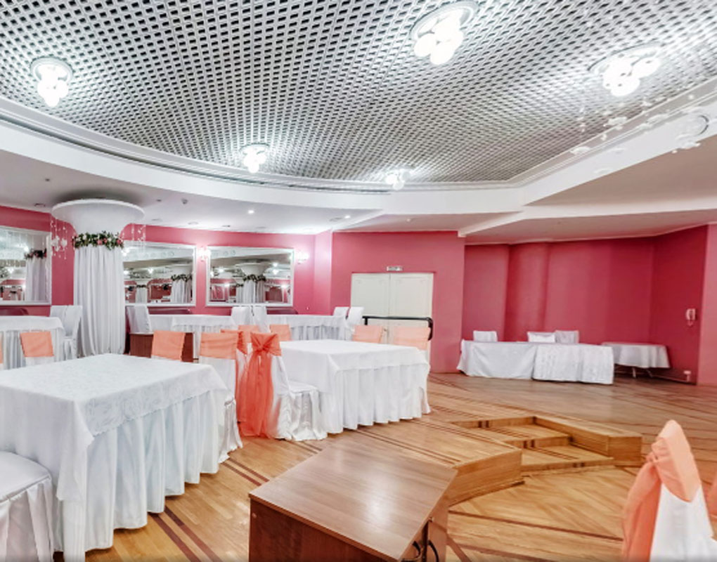 Основной зал — Белый рояль