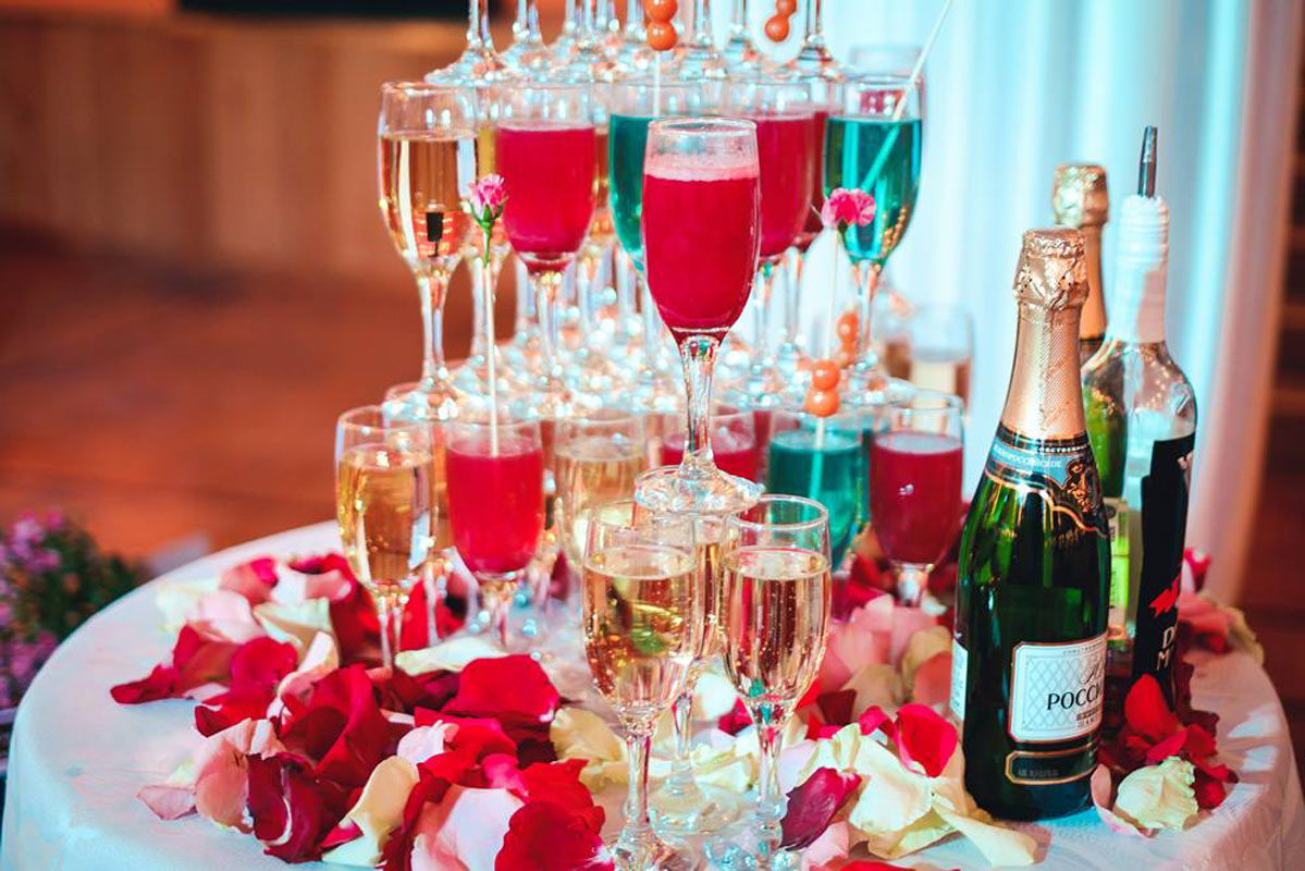 Основной зал — Белый рояль