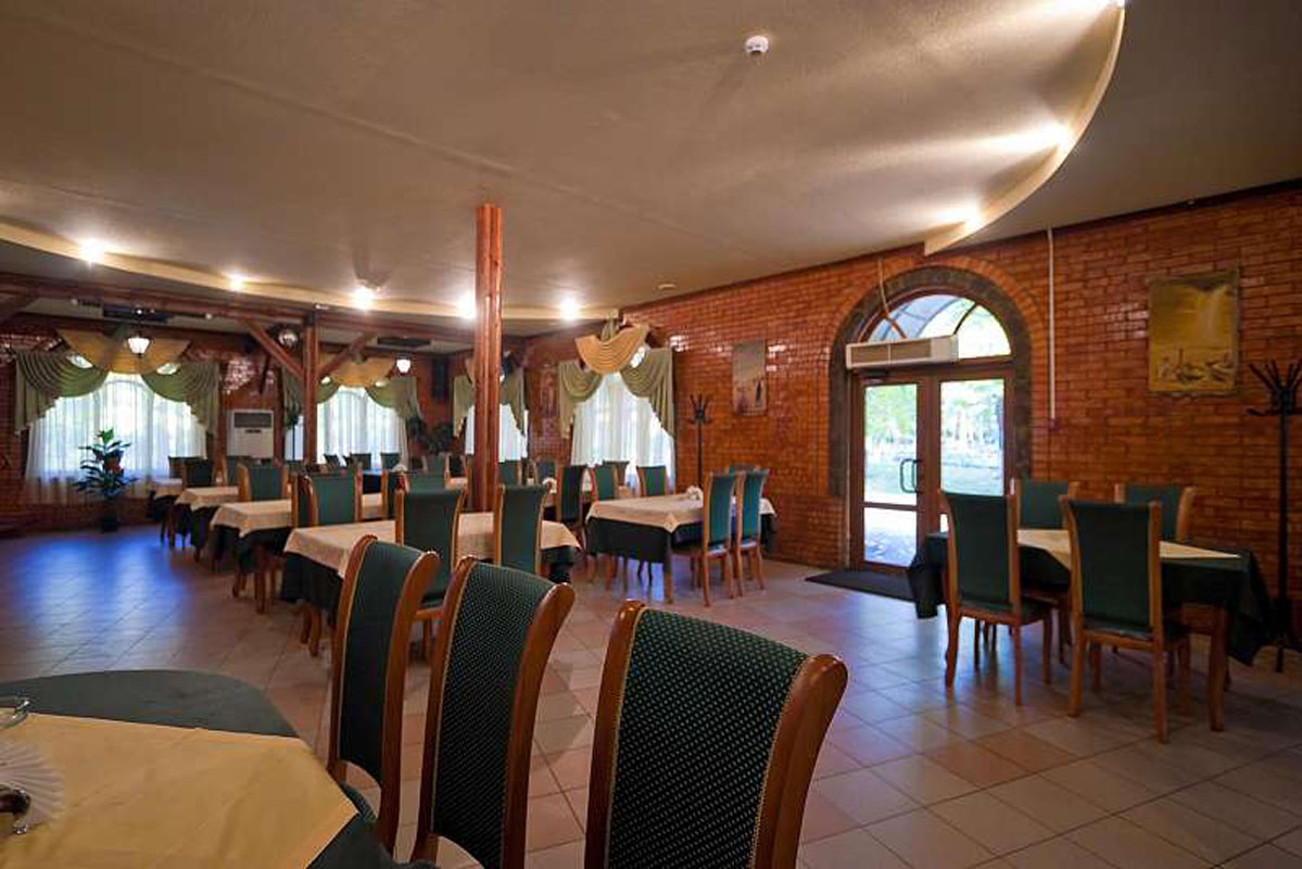 Основной зал — Кафе Сергей