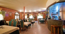 Основной зал — подробнее о зале