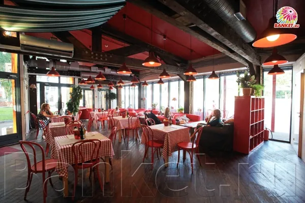 Зал Меркато — подробнее о зале