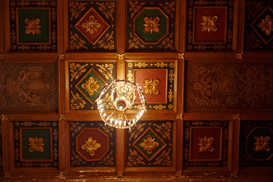 Зал — Grand Hall