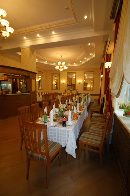 Основной зал — Магнолия