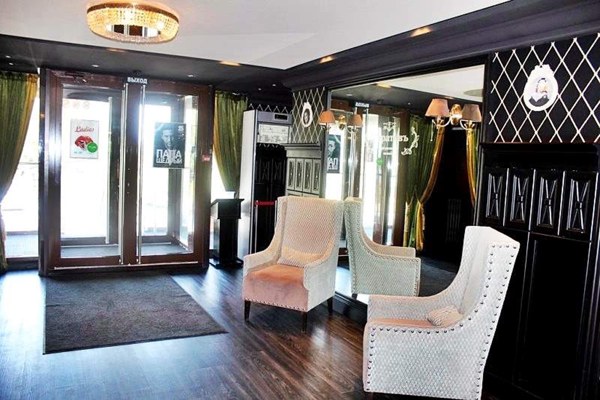 Банкетный зал Паратов