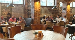 Основной зал