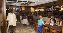 Основной зал — интерьер зала