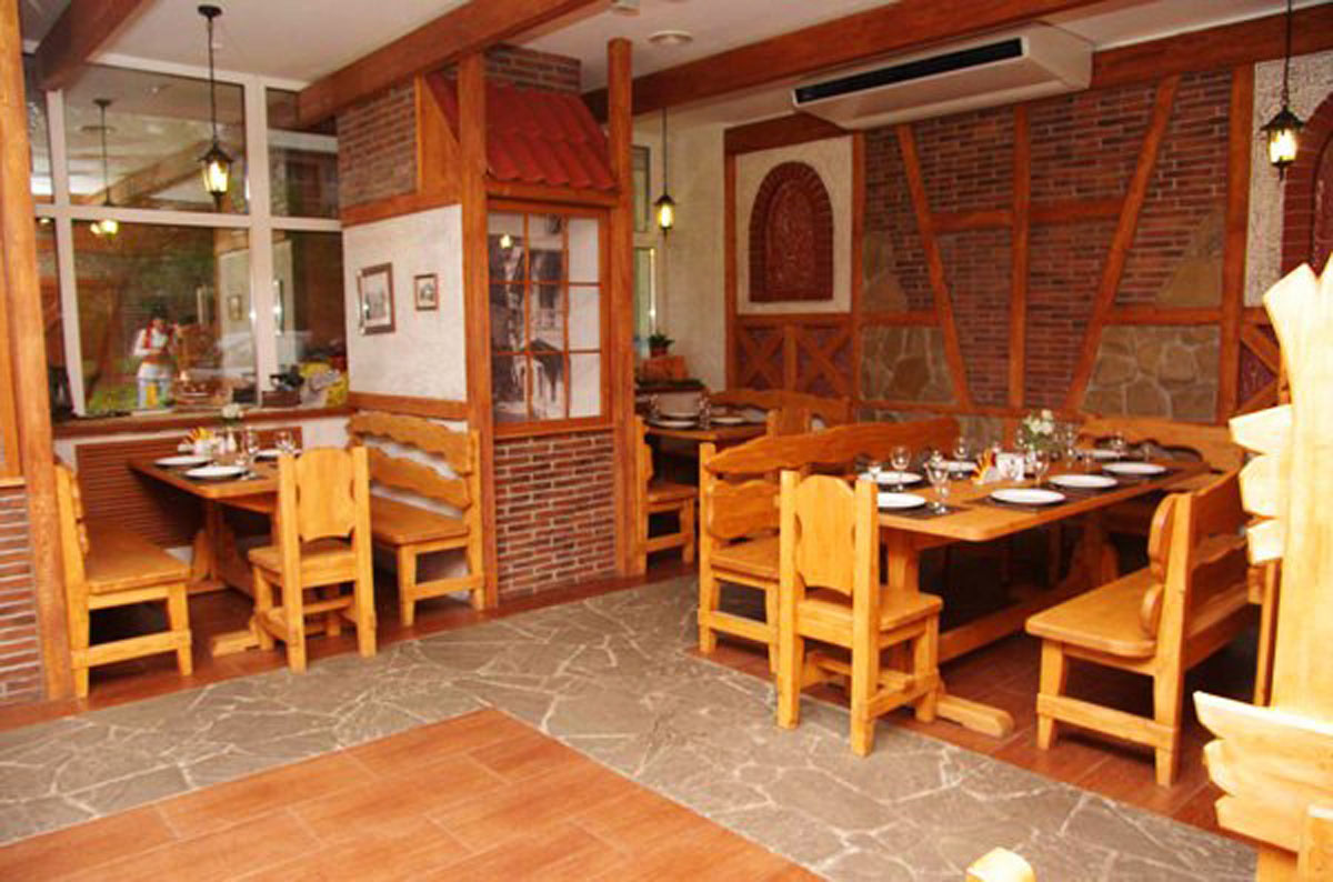 Основной зал — Старый Тифлис