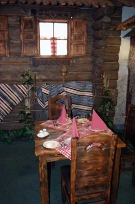 Основной зал