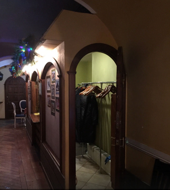 Основной зал — Боброфф