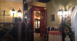 Основной зал — интерьер зала