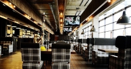 Основной зал — интерьер зала