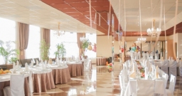 Зал на 200 человек