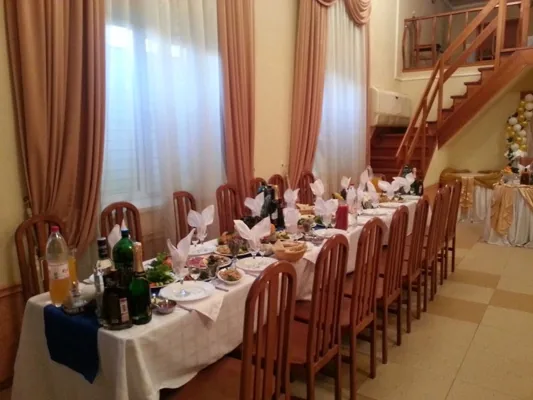 Основной зал