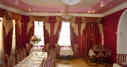 Основной зал