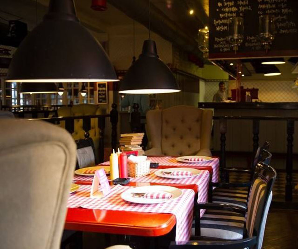 Основной зал