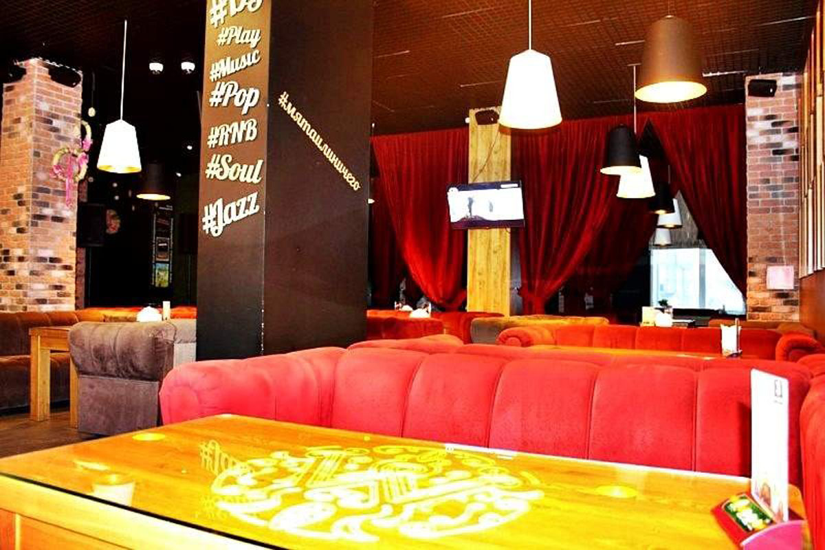 Основной зал — Мята на проспекте Ломоносова 